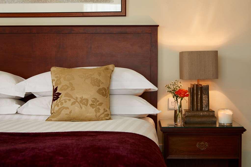 Macdonald Tickled Trout Hotel Preston  Ruang foto